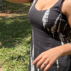 Raaya Black Sleeveless Tie- Back Kurti