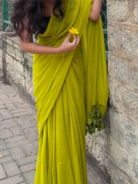 Lemon Green Plain Handwoven Mul Mul Cotton Saree