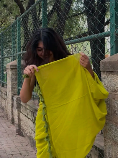 Lemon Green Plain Handwoven Mul Mul Cotton Saree