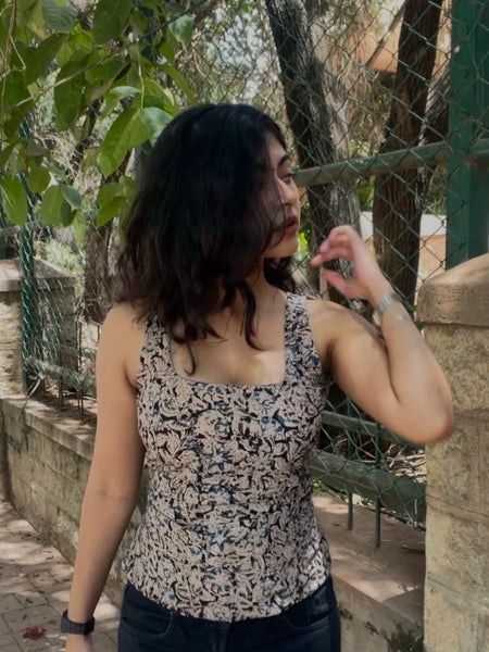 Amaira Kalamkari Closed Back Tie- Top