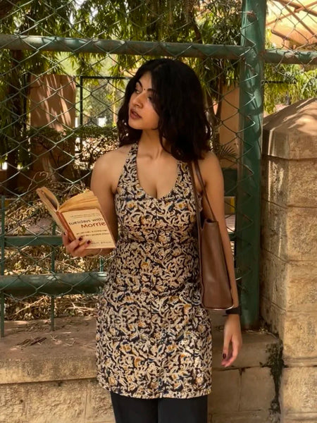 Reha Kalamkari Halter Neck Kurti