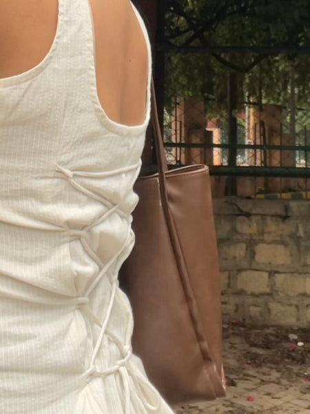 Noorie White Thread-work Closed Back Tie- Top